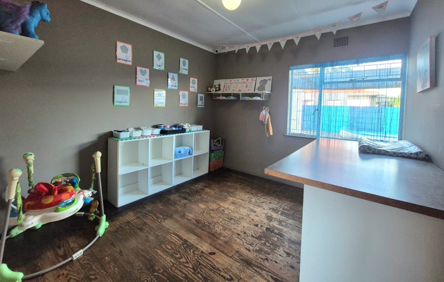 8 Bedroom Property for Sale in George South Western Cape